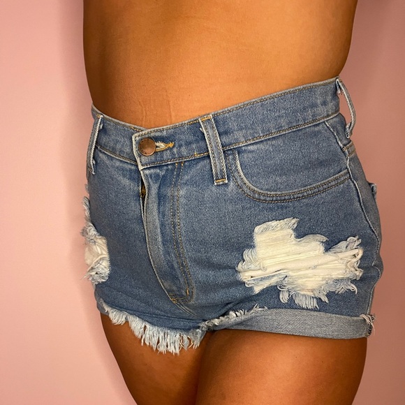 Denim distressed cuffed shorts - Picture 8 of 9
